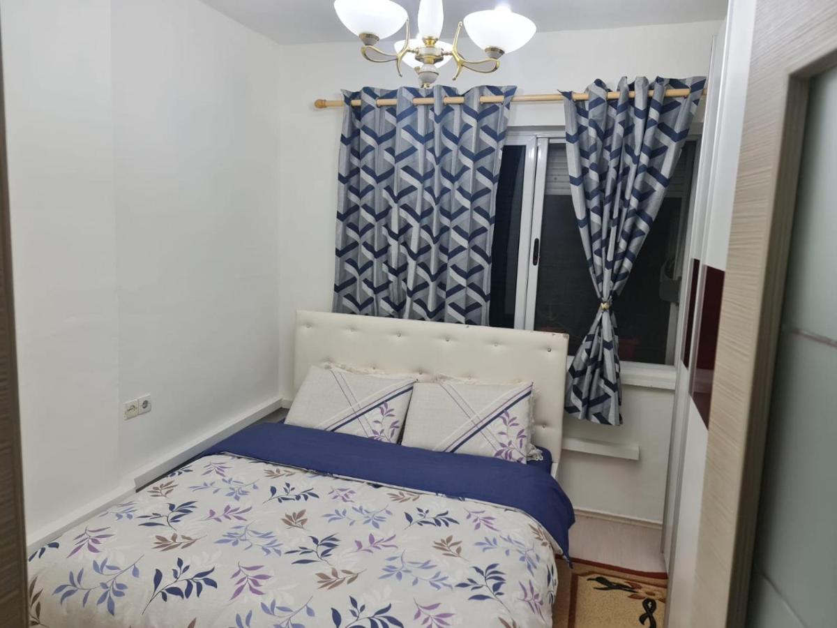 Saloon Apartment Τίρανα Εξωτερικό φωτογραφία